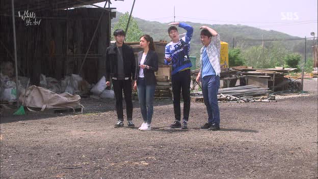 vlcsnap-2015-05-15-22h47m37s114