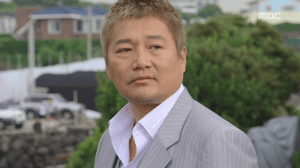 vlcsnap-2015-06-25-19h17m20s177