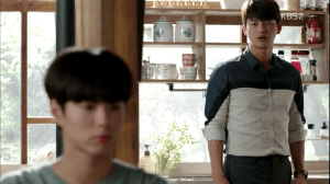 vlcsnap-2015-08-12-22h44m02s36