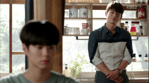 vlcsnap-2015-08-12-22h44m06s75