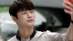 vlcsnap-2015-08-12-22h44m49s245