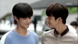 vlcsnap-2015-08-12-22h45m32s166