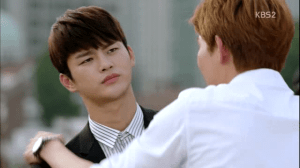 vlcsnap-2015-08-12-22h53m06s90