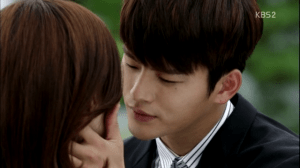 vlcsnap-2015-08-12-22h55m55s248