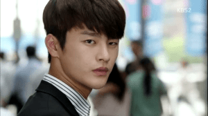 vlcsnap-2015-08-12-22h57m07s198